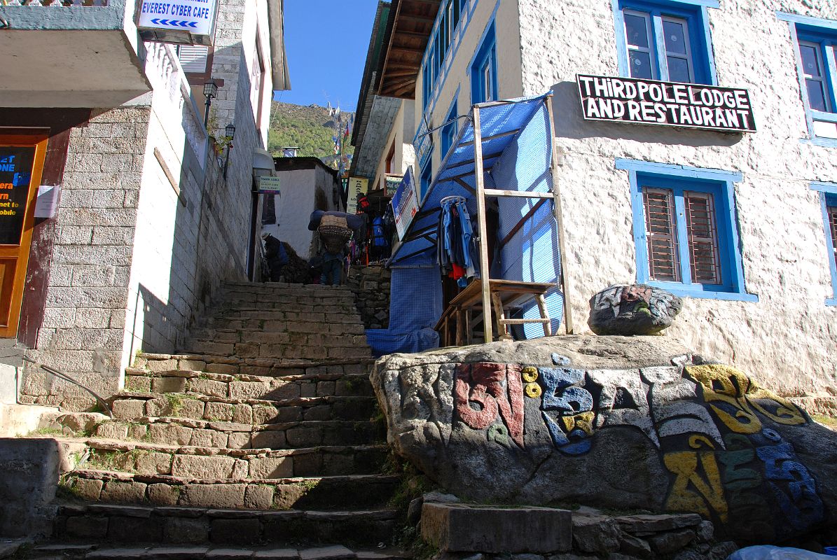 05 Namche Bazaar Main Street Intersection